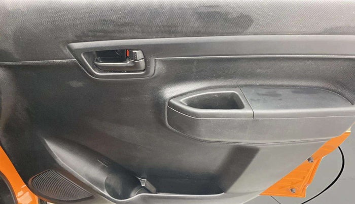 2019 Maruti S PRESSO VXI, Petrol, Manual, 35,662 km, Driver Side Door Panels Control