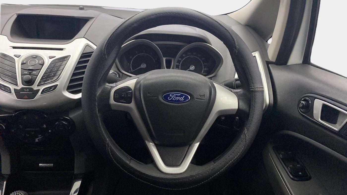 2014 Ford Ecosport TITANIUM 1.0L ECOBOOST, Petrol, Manual, 76,112 km, Steering Wheel Close Up