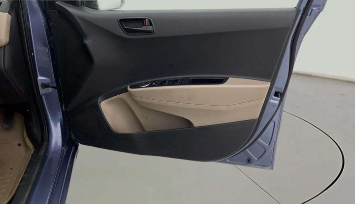2016 Hyundai Grand i10 MAGNA 1.2 KAPPA VTVT, Petrol, Manual, 54,013 km, Driver Side Door Panels Control
