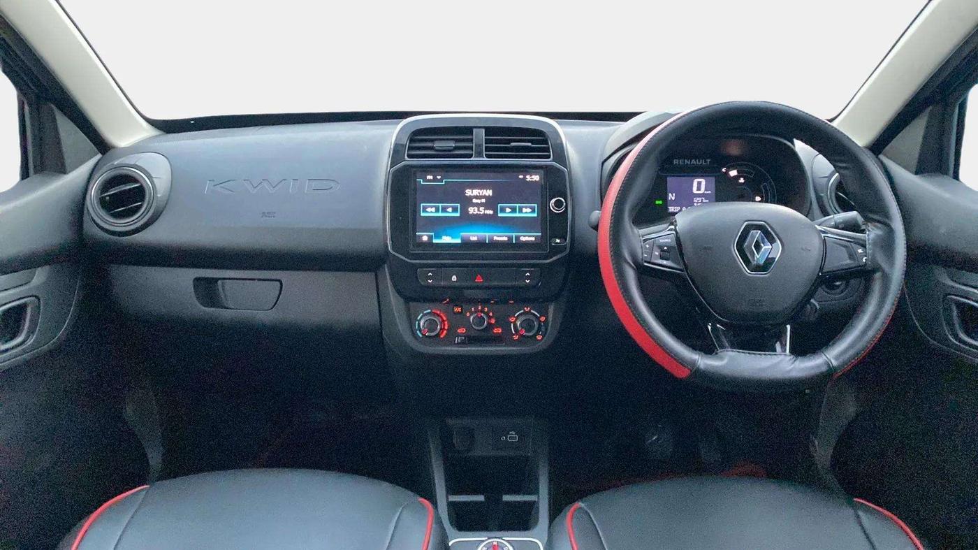 2023 Renault Kwid RXT 1.0 AMT, Petrol, Automatic, 1,409 km, Dashboard