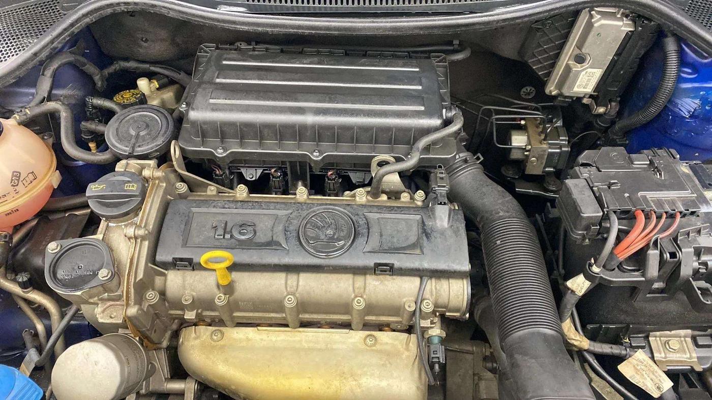 2019 Skoda Rapid AMBITION 1.6 MPI MT, Petrol, Manual, 32,323 km, Open Bonet