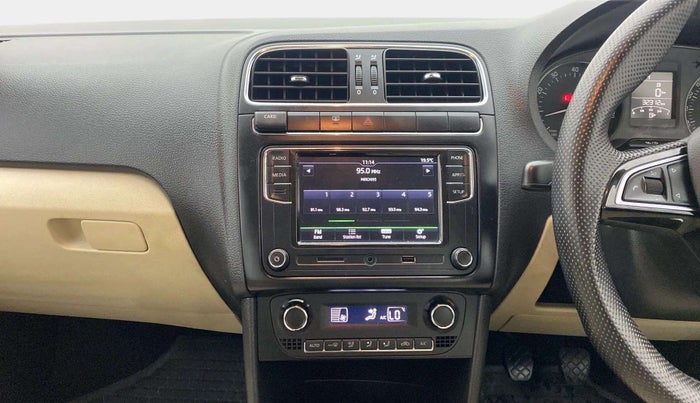 2019 Skoda Rapid AMBITION 1.6 MPI MT, Petrol, Manual, 32,323 km, Air Conditioner