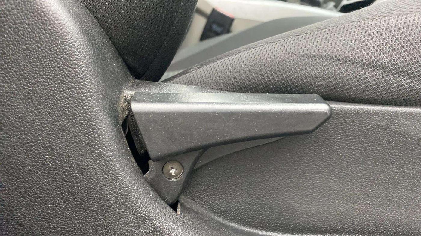 2018 Tata NEXON XM PETROL, Petrol, Manual, 31,908 km, Driver Side Adjustment Panel