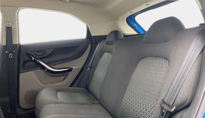 2018 Tata NEXON XM PETROL, Petrol, Manual, 31,908 km, Right Side Rear Door Cabin