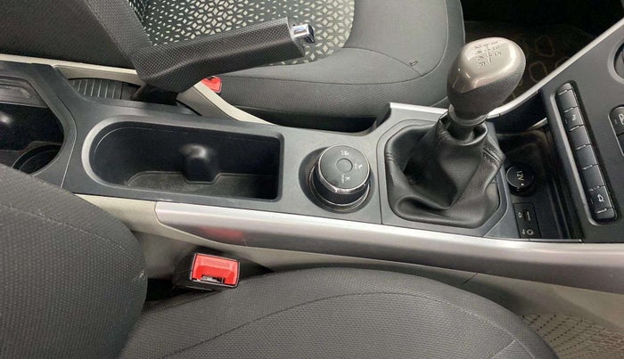 2018 Tata NEXON XM PETROL, Petrol, Manual, 31,908 km, Gear Lever