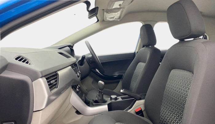 2018 Tata NEXON XM PETROL, Petrol, Manual, 31,908 km, Right Side Front Door Cabin