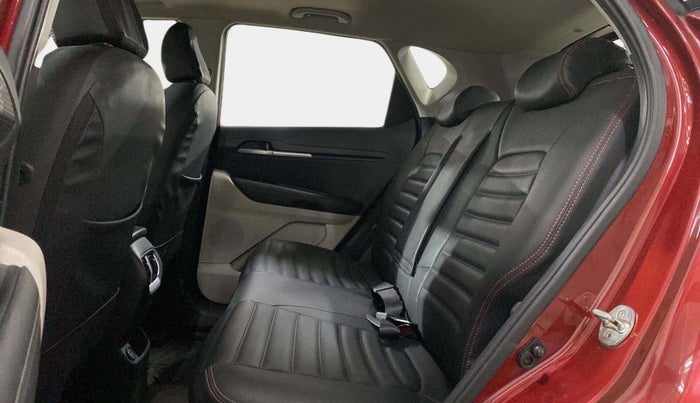 2021 KIA SONET HTX 1.0 IMT, Petrol, Manual, 24,239 km, Right Side Rear Door Cabin