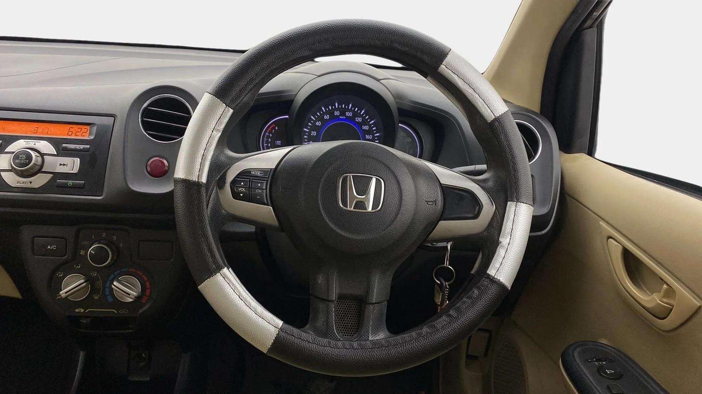 2015 Honda Amaze 1.2L I-VTEC S, Petrol, Manual, 69,015 km, Steering Wheel Close Up