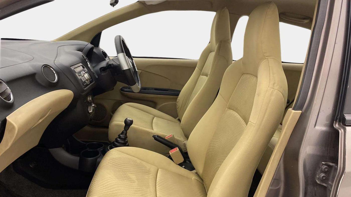 2015 Honda Amaze 1.2L I-VTEC S, Petrol, Manual, 69,015 km, Right Side Front Door Cabin