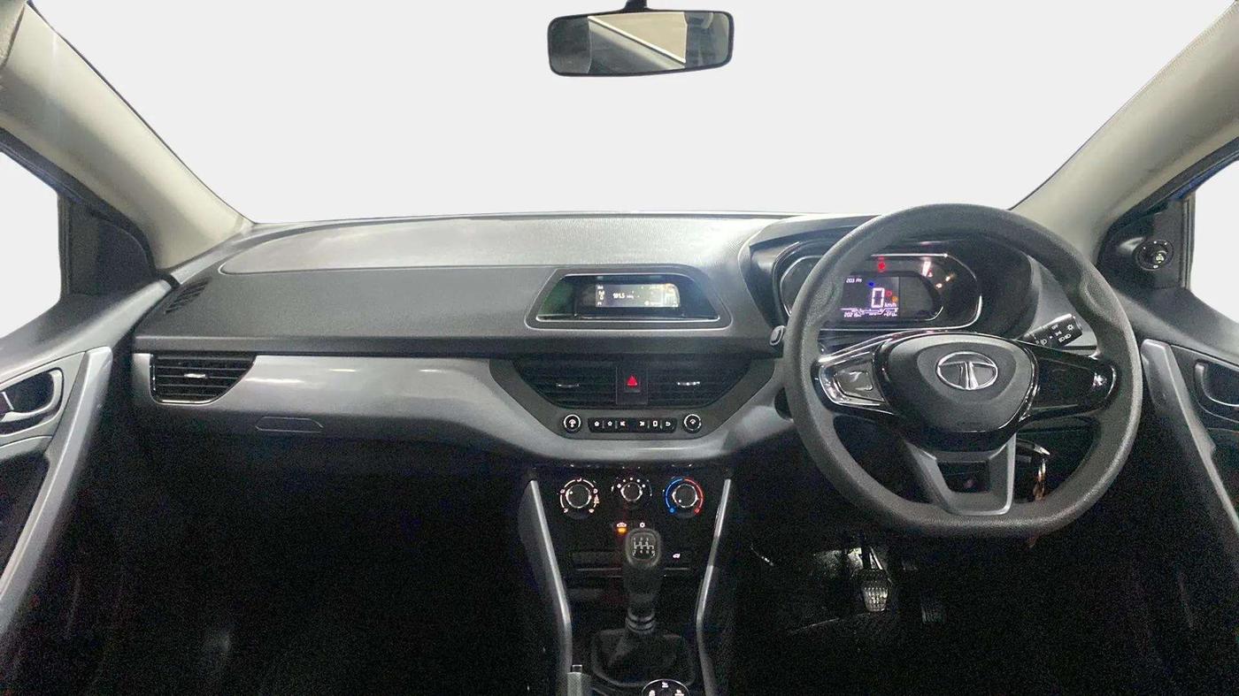 2020 Tata NEXON XM PETROL, Petrol, Manual, 20,214 km, Dashboard
