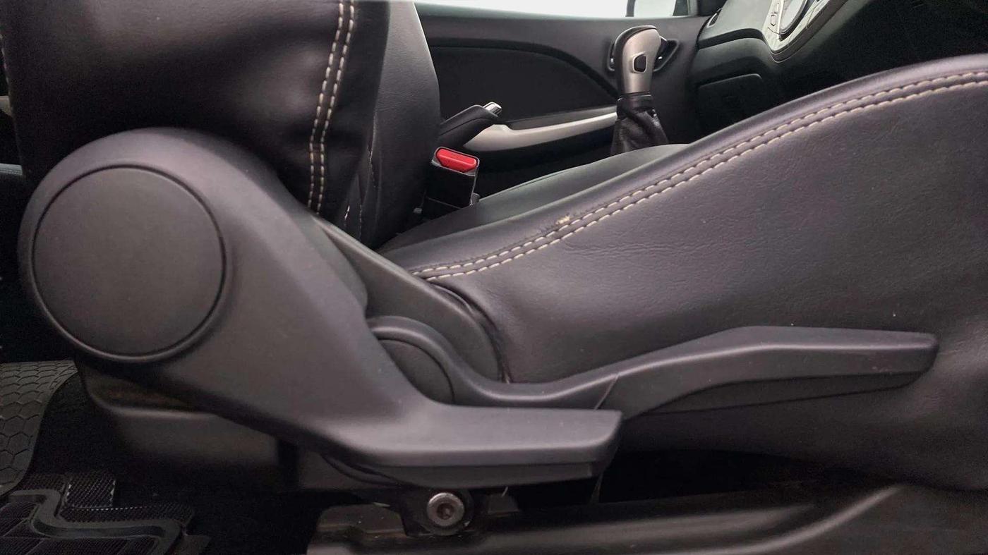 2017 Maruti Baleno ZETA CVT PETROL 1.2, Petrol, Automatic, 63,191 km, Driver Side Adjustment Panel