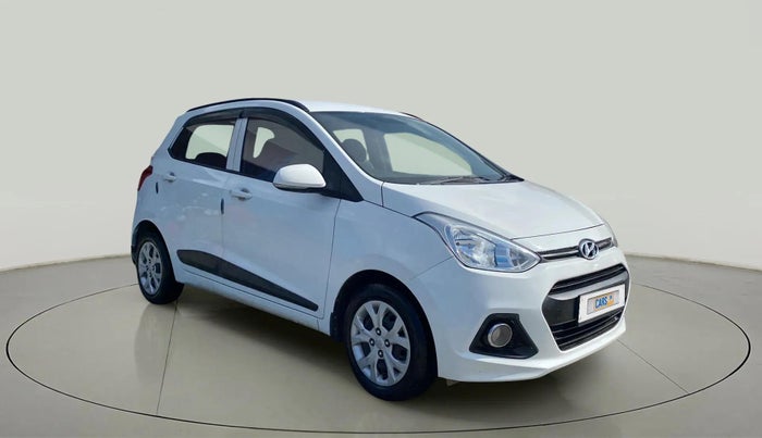 2016 Hyundai Grand i10 SPORTZ 1.2 KAPPA VTVT, Petrol, Manual, 44,494 km, Right Front Diagonal