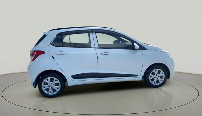 2016 Hyundai Grand i10 SPORTZ 1.2 KAPPA VTVT, Petrol, Manual, 44,494 km, Right Side