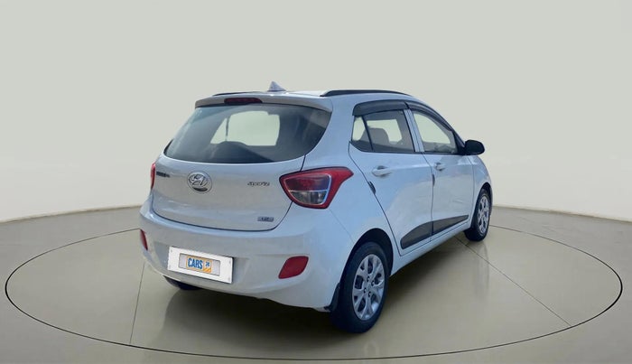 2016 Hyundai Grand i10 SPORTZ 1.2 KAPPA VTVT, Petrol, Manual, 44,494 km, Right Back Diagonal