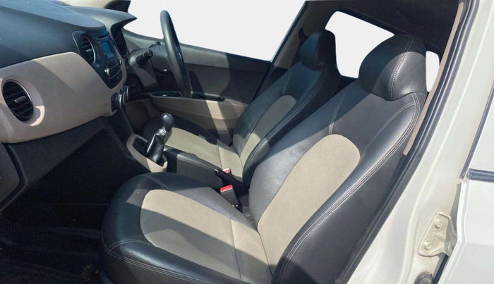 2016 Hyundai Grand i10 SPORTZ 1.2 KAPPA VTVT, Petrol, Manual, 44,494 km, Right Side Front Door Cabin