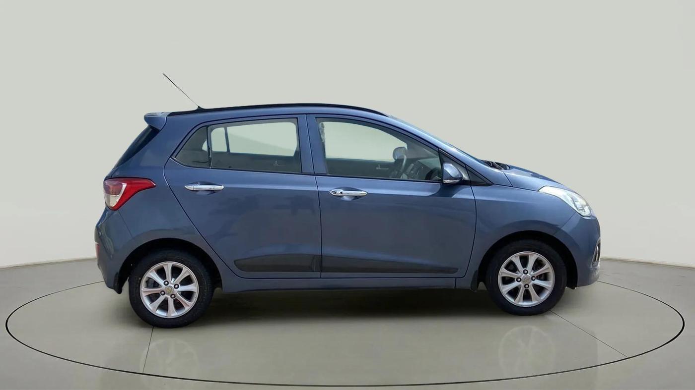 2015 Hyundai Grand i10 ASTA AT 1.2 KAPPA VTVT, Petrol, Automatic, 68,619 km, Right Side View