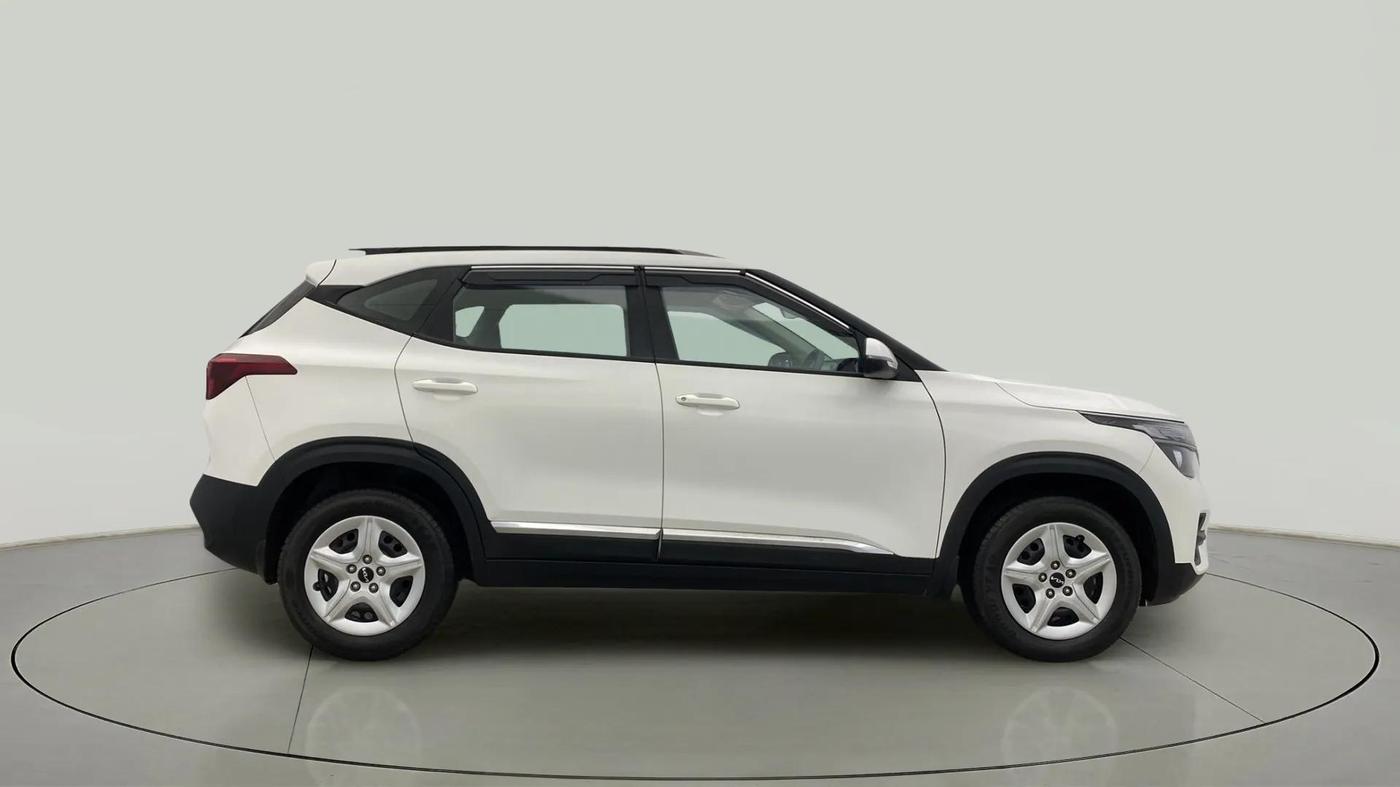 2022 KIA SELTOS HTK 1.5 PETROL, Petrol, Manual, 30,597 km, Right Side View
