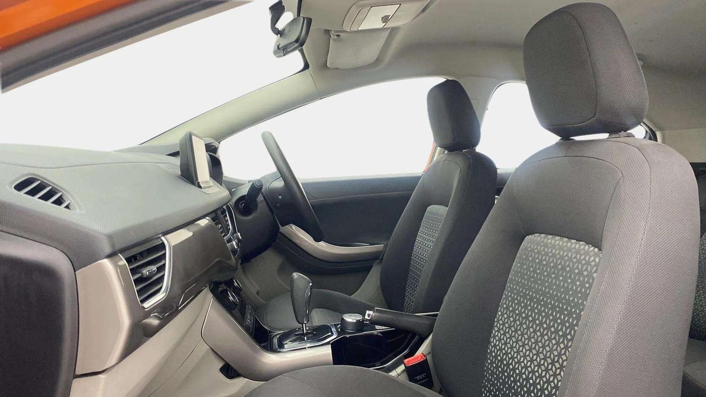2019 Tata NEXON XZA PLUS PETROL, Petrol, Automatic, 42,511 km, Right Side Front Door Cabin