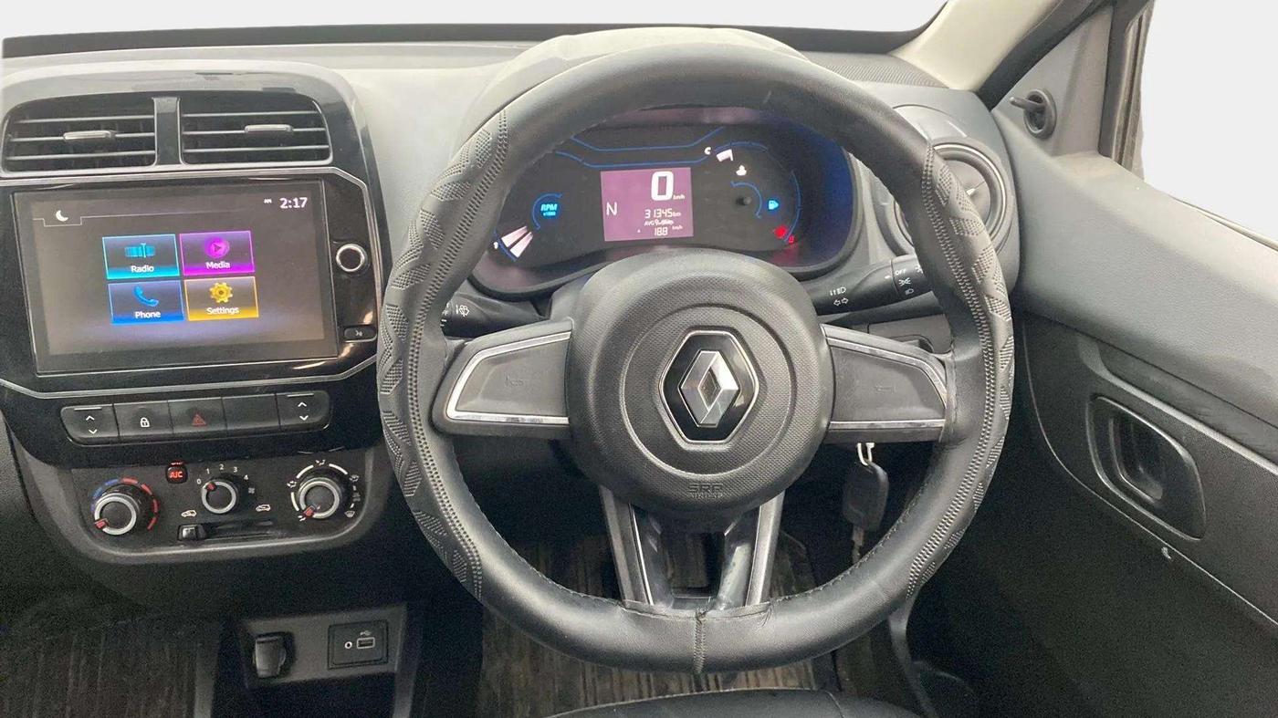 2021 Renault Kwid RXT 1.0 AMT (O), Petrol, Automatic, 31,614 km, Steering Wheel Close Up