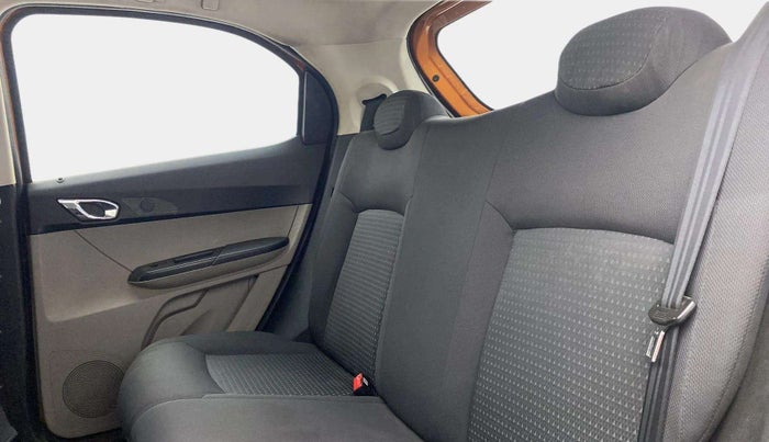 2018 Tata Tiago XZ PETROL, Petrol, Manual, 49,476 km, Right Side Rear Door Cabin