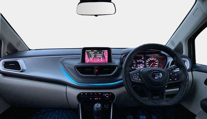 2024 Tata ALTROZ XZ PETROL, Petrol, Manual, 9,196 km, Dashboard