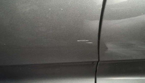 2024 Tata ALTROZ XZ PETROL, Petrol, Manual, 9,196 km, Front passenger door - Minor scratches