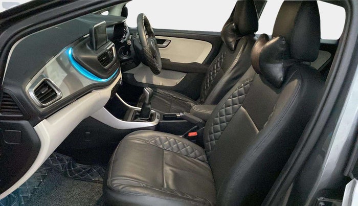 2024 Tata ALTROZ XZ PETROL, Petrol, Manual, 9,196 km, Right Side Front Door Cabin