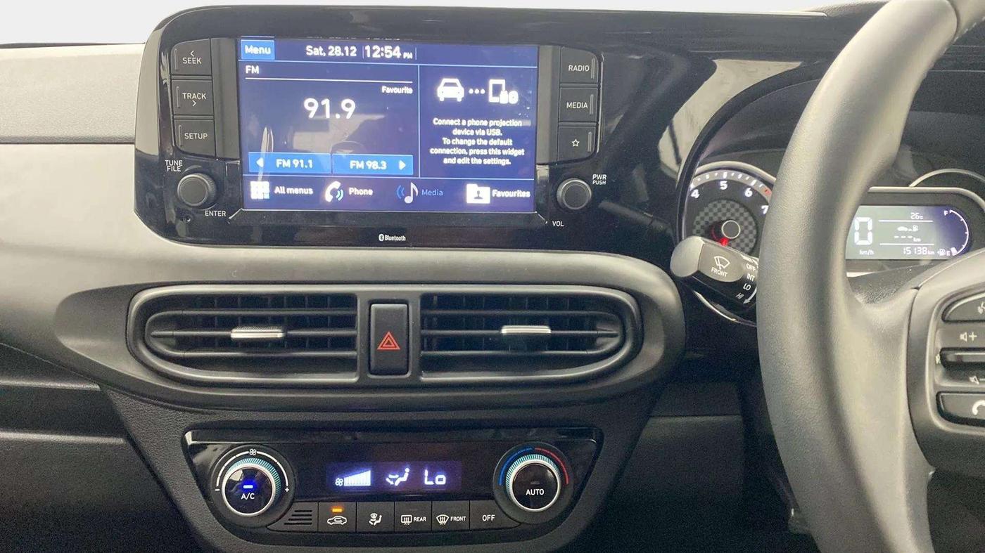 2020 Hyundai GRAND I10 NIOS SPORTZ 1.2 KAPPA VTVT DUAL TONE, Petrol, Manual, 15,138 km, Air Conditioner