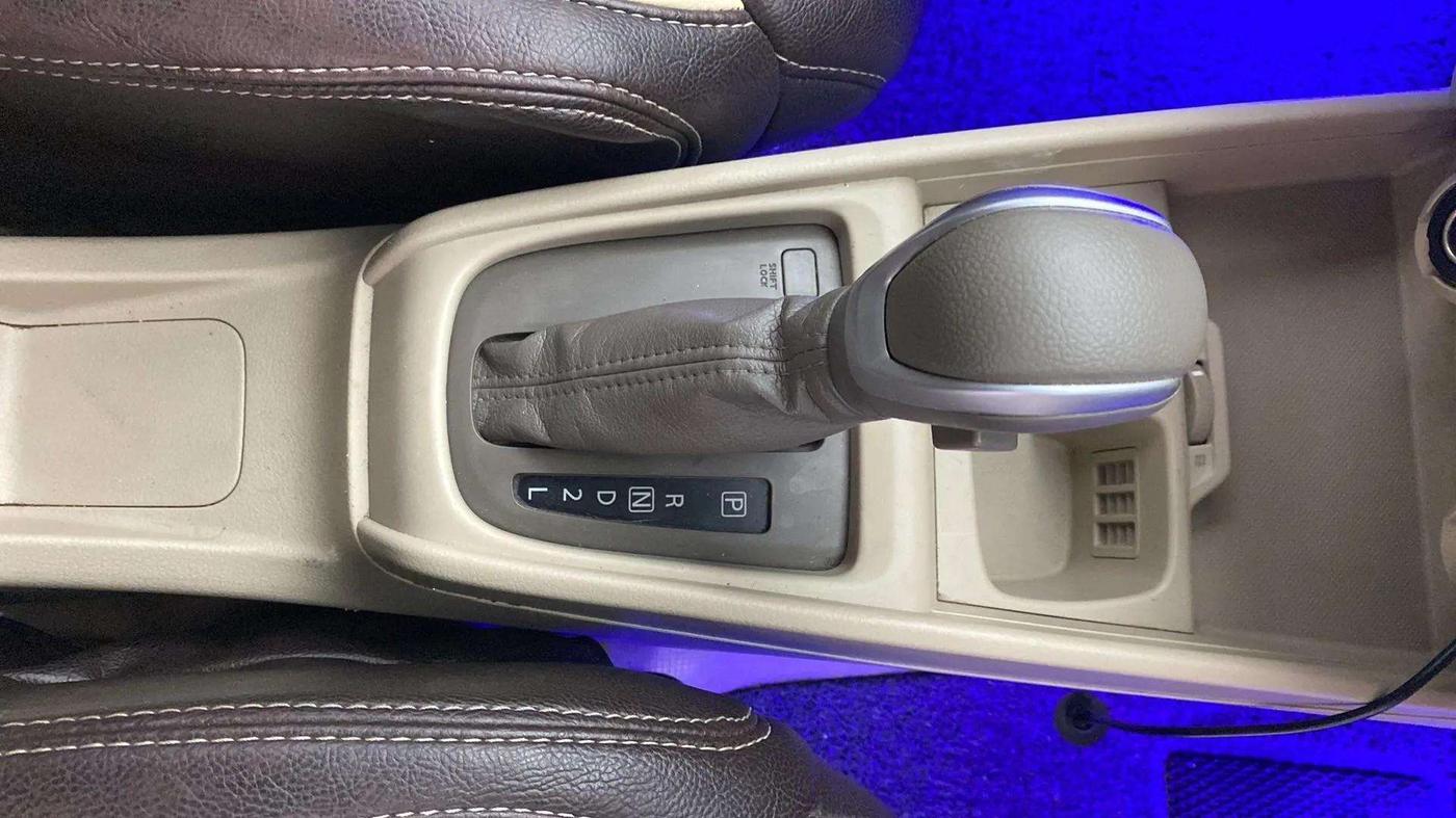 2018 Maruti Ertiga ZXI AT SHVS, Petrol, Automatic, 48,650 km, Gear Lever