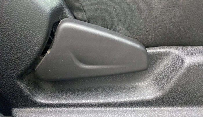 2019 Renault Kwid CLIMBER 1.0 (O), Petrol, Manual, 18,294 km, Driver Side Adjustment Panel