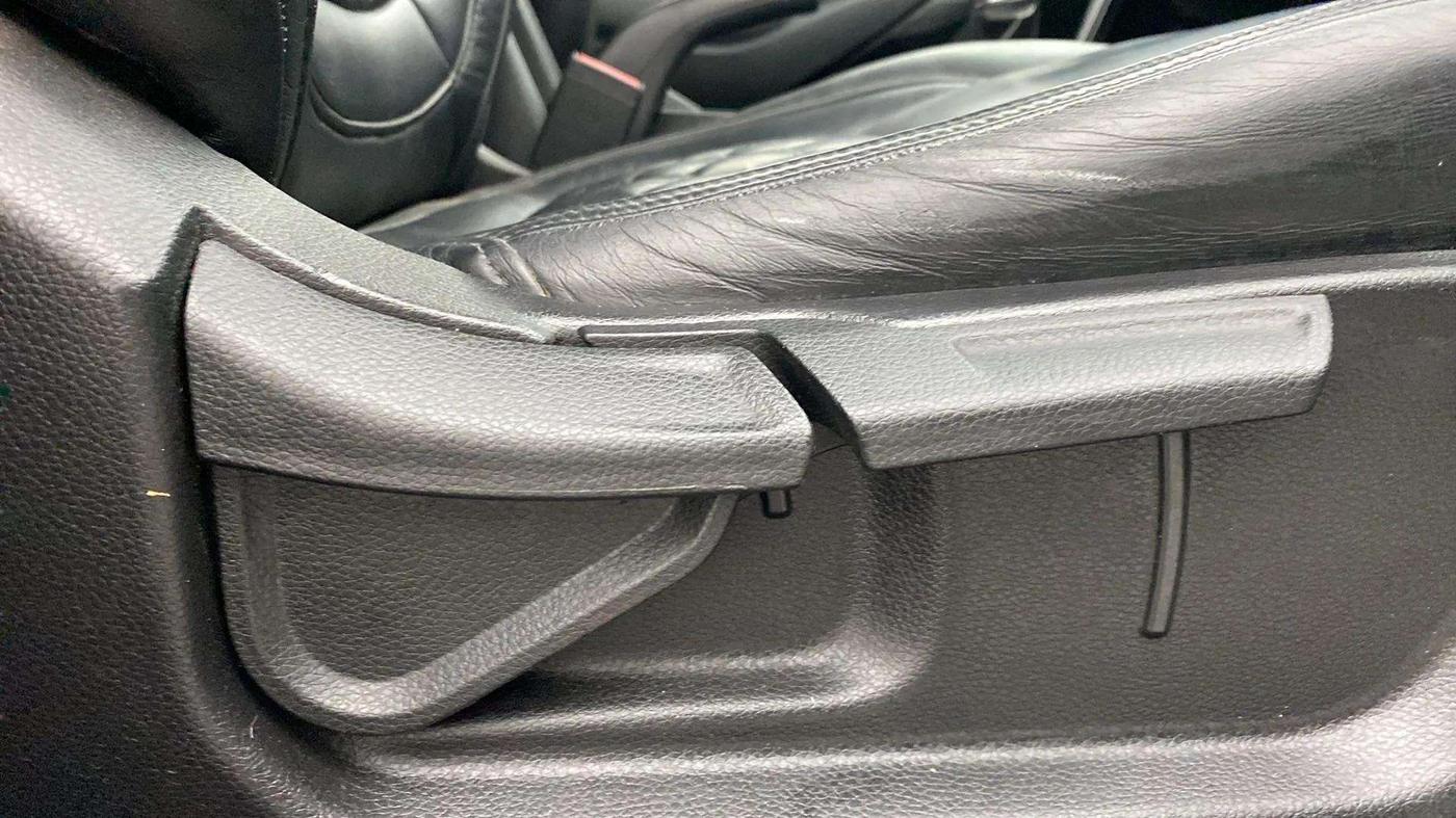 2020 KIA SELTOS HTK PLUS 1.5, Petrol, Manual, 54,486 km, Driver Side Adjustment Panel
