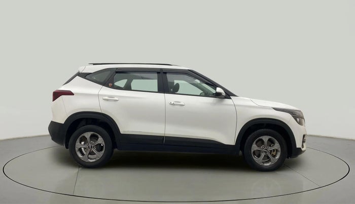 2020 KIA SELTOS HTK PLUS 1.5, Petrol, Manual, 54,486 km, Right Side View