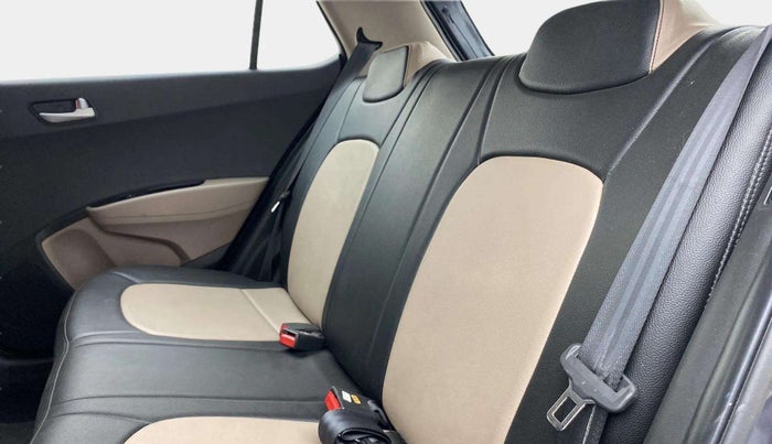 2018 Hyundai Grand i10 SPORTZ 1.2 KAPPA VTVT, Petrol, Manual, 17,342 km, Right Side Rear Door Cabin