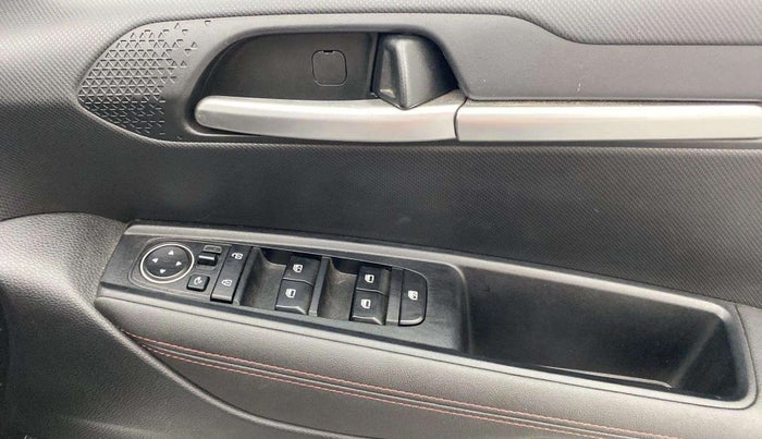 2021 KIA SONET GTX PLUS 1.0 DCT, Petrol, Automatic, 16,147 km, Driver Side Door Panels Control