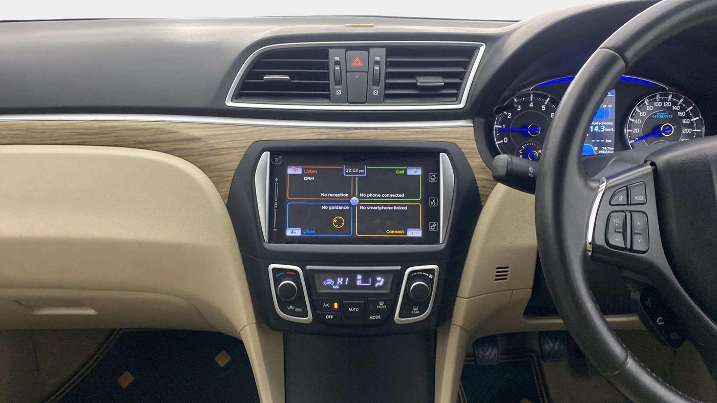 2018 Maruti Ciaz ALPHA 1.5 SHVS PETROL, Petrol, Manual, 39,795 km, Air Conditioner