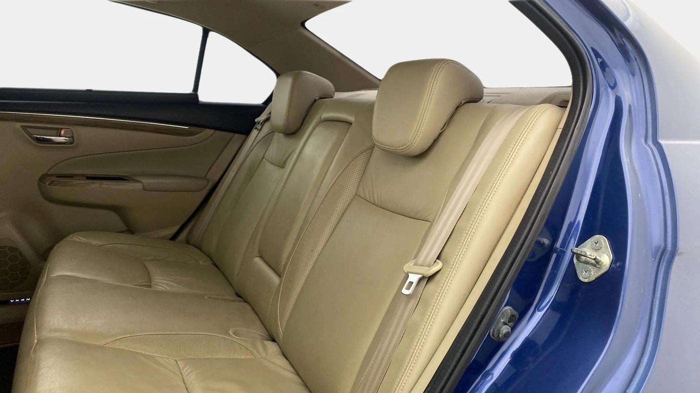 2018 Maruti Ciaz ALPHA 1.5 SHVS PETROL, Petrol, Manual, 39,795 km, Right Side Rear Door Cabin