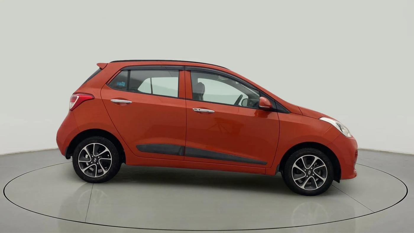 2017 Hyundai Grand i10 ASTA 1.2 KAPPA VTVT, Petrol, Manual, 19,059 km, Right Side View