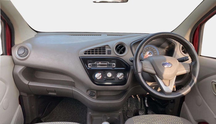 2016 Datsun Redi Go T (O), Petrol, Manual, 93,354 km, Dashboard