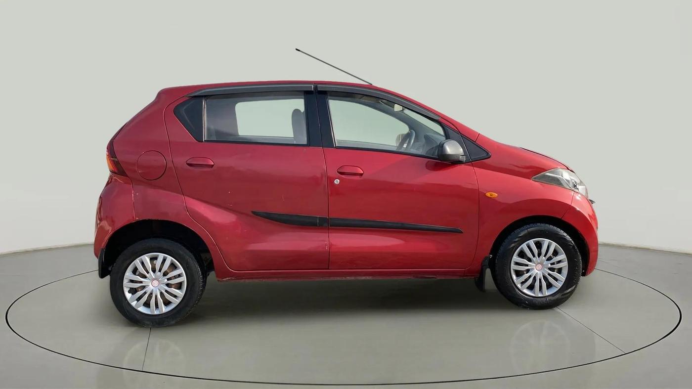 2016 Datsun Redi Go T (O), Petrol, Manual, 93,354 km, Right Side