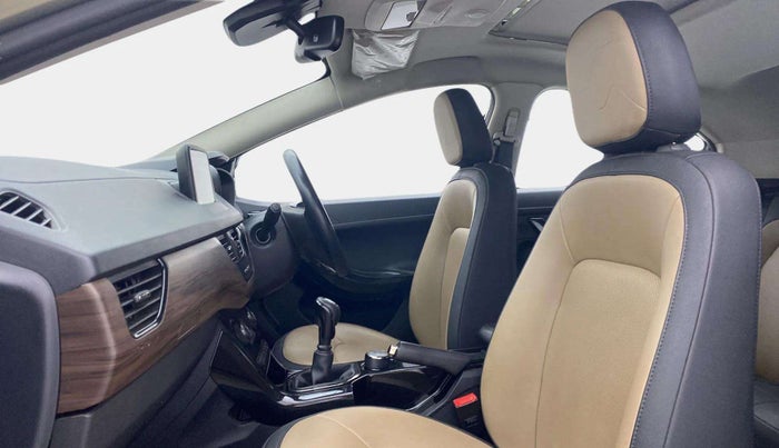 2022 Tata NEXON XZ PLUS PETROL KAZIRANGA, Petrol, Manual, 66,499 km, Right Side Front Door Cabin