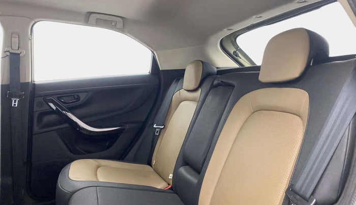 2022 Tata NEXON XZ PLUS PETROL KAZIRANGA, Petrol, Manual, 66,499 km, Right Side Rear Door Cabin