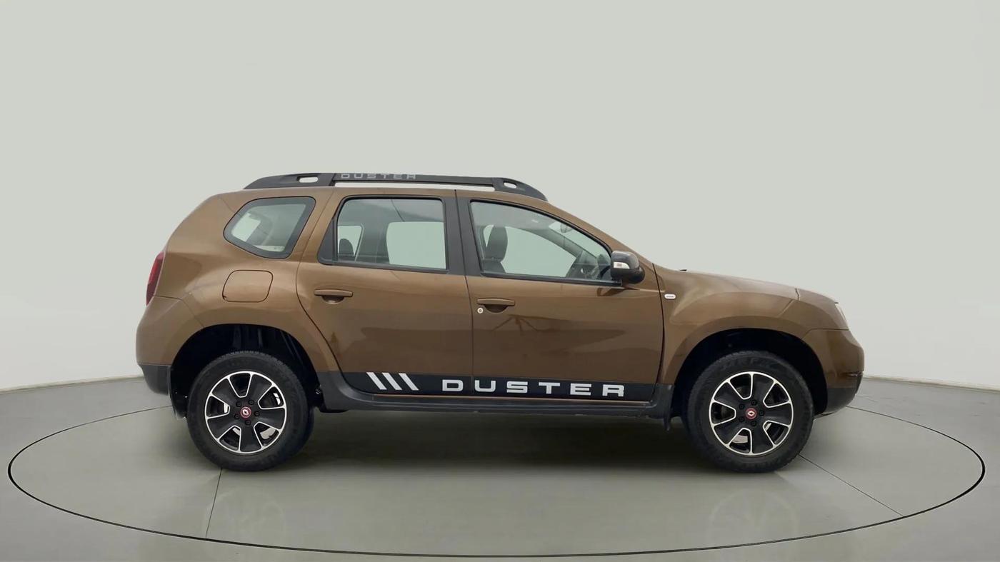 2017 Renault Duster RXS CVT, Petrol, Automatic, 50,073 km, Right Side View