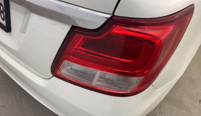 2021 Maruti Dzire VXI, Petrol, Manual, 14,012 km, Right tail light - Minor scratches