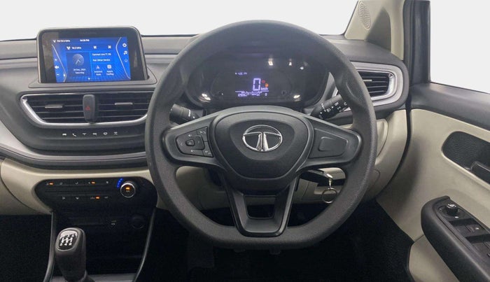 2023 Tata ALTROZ XM PLUS CNG, CNG, Manual, 13,073 km, Steering Wheel Close Up