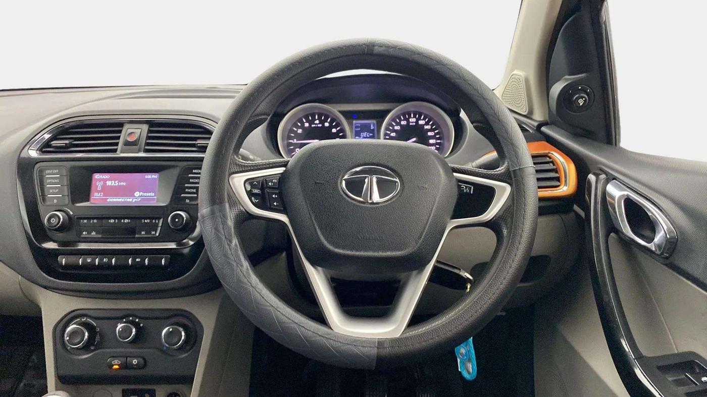 2017 Tata Tiago XZ PETROL, Petrol, Manual, 83,822 km, Steering Wheel Close Up