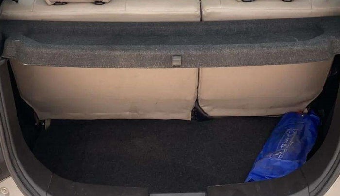 2015 Maruti Wagon R 1.0 VXI, Petrol, Manual, 17,340 km, Boot Inside
