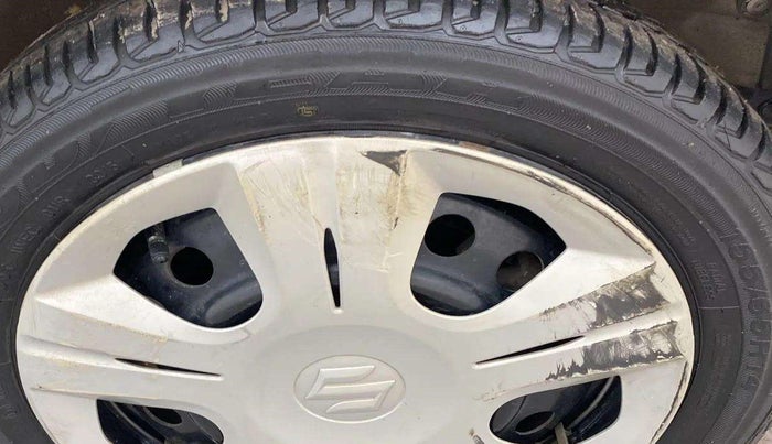 2015 Maruti Wagon R 1.0 VXI, Petrol, Manual, 17,340 km, Left front tyre - Minor crack