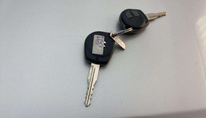 2015 Maruti Wagon R 1.0 VXI, Petrol, Manual, 17,340 km, Key Close Up