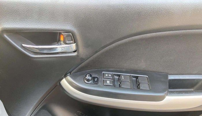 2017 Maruti Baleno DELTA PETROL 1.2, Petrol, Manual, 37,402 km, Driver Side Door Panels Control