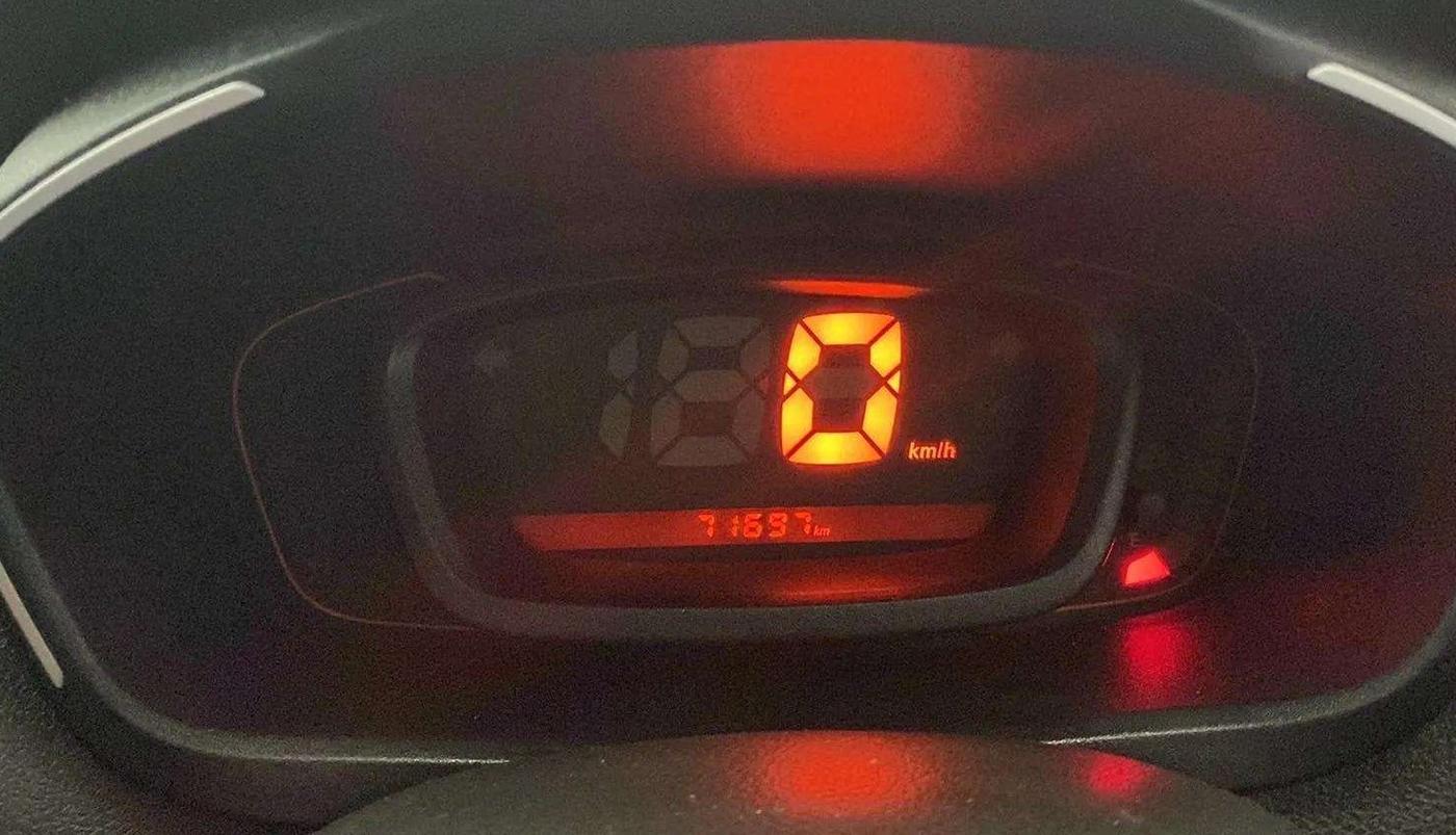 2018 Renault Kwid RXL, Petrol, Manual, 71,676 km, Odometer Image